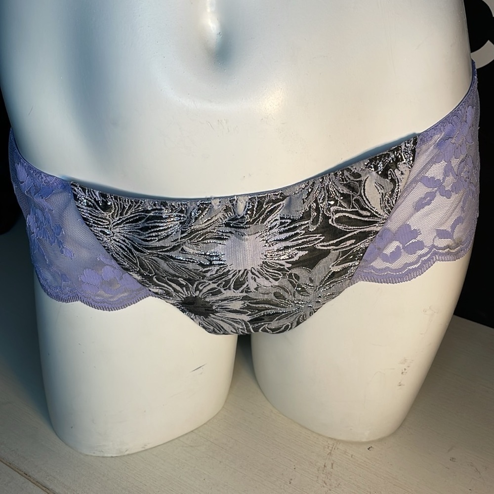 Victoria Secret FASHION SHOW Panties VS Silver Brocade Lavender Lace Panty 🆕🩷